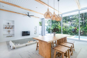 Contemporary 2br Villa, 4min To Bingin's Beach